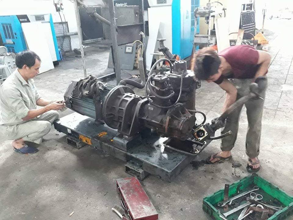 Nguyên Nhân Máy Nén Khí Hao Dầu